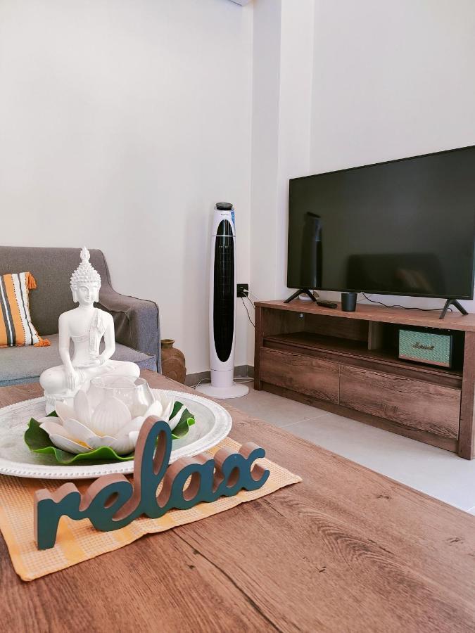 The Old Stables Apartment Vatos ภายนอก รูปภาพ