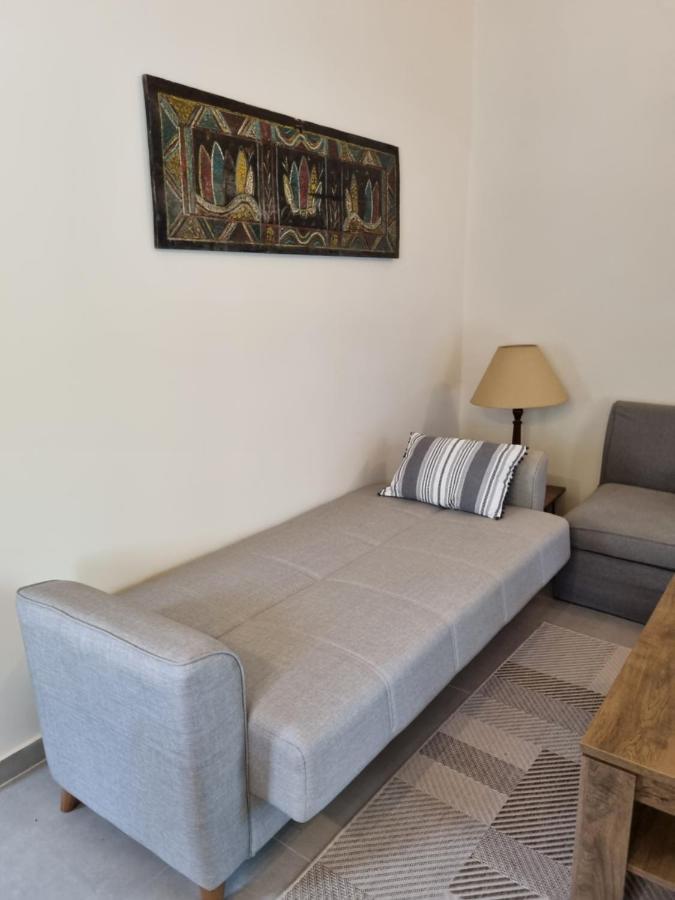 The Old Stables Apartment Vatos ภายนอก รูปภาพ